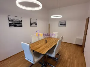 Pronájem kanceláře, Praha - Nové Město, Na Moráni, 20 m2