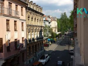 Pronájem bytu 1+kk, Karlovy Vary, Krále Jiřího, 21 m2