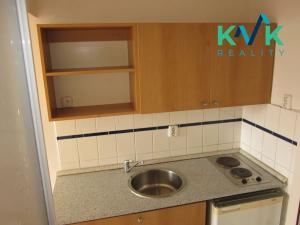 Pronájem bytu 1+kk, Karlovy Vary, Krále Jiřího, 21 m2