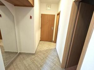 Prodej bytu 1+kk, Praha - Hlubočepy, Voskovcova, 45 m2