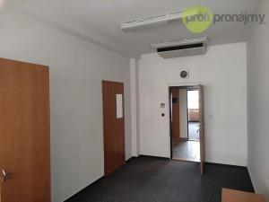 Pronájem kanceláře, Šumperk, Gen. Svobody, 18 m2
