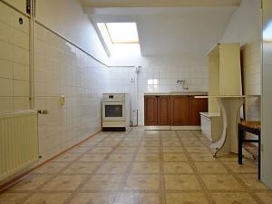 Pronájem skladu, Praha - Libuš, Libušská, 1400 m2