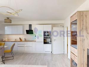 Prodej bytu 3+kk, Horoměřice, T. G. Masaryka, 70 m2