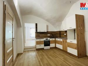 Prodej obchodního prostoru, Jihlava, Lazebnická, 72 m2