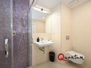 Pronájem bytu 1+kk, Praha - Vinohrady, Záhřebská, 30 m2