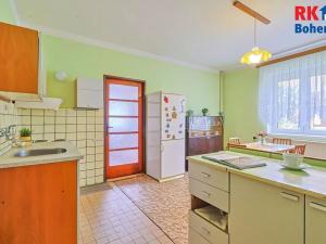 Prodej rodinného domu, Semice, 142 m2