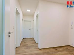 Prodej bytu 3+kk, Doubravčice, Ve svahu, 71 m2