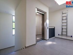 Prodej bytu 3+kk, Doubravčice, Ve svahu, 71 m2
