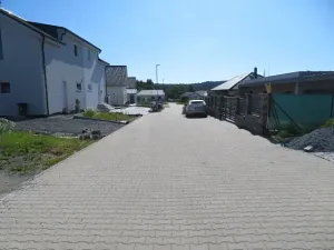 Dražba pole, Zdemyslice, 5325 m2