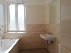Pronájem bytu 3+kk, Praha - Holešovice, Na Maninách, 77 m2