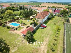 Prodej ubytování, Jevišovice, 1530 m2