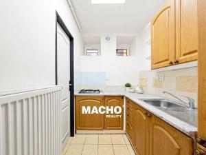 Pronájem bytu 2+1, Praha - Michle, Na dědinách, 50 m2