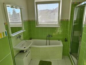 Prodej bytu 3+kk, Pozlovice, Hlavní, 74 m2