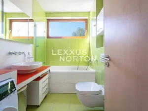 Pronájem bytu 3+kk, Praha - Hloubětín, Nepelova, 73 m2