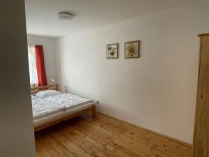 Pronájem bytu 3+1, Abertamy, Dlouhá, 61 m2