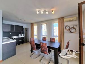 Prodej bytu 4+kk, Nesebar, Bulharsko, 222 m2