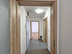 Pronájem bytu 2+kk, Kralupy nad Vltavou - Lobeček, Cesta brigádníků, 40 m2