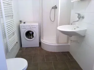 Pronájem bytu 1+kk, Praha - Žižkov, Čajkovského, 30 m2