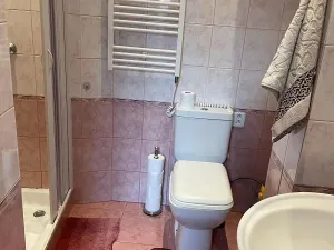 Pronájem bytu 2+kk, Karlovy Vary, Sokolovská, 41 m2