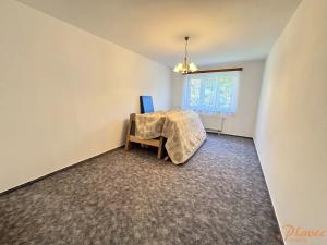 Pronájem bytu 3+1, Praha - Nebušice, Na Malé Šárce, 100 m2