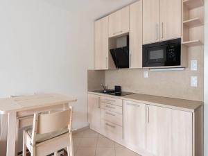 Pronájem bytu 1+kk, Praha - Zličín, Míšovická, 53 m2