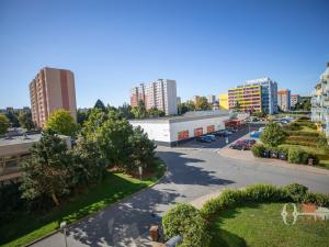 Pronájem bytu 1+kk, Praha - Horní Měcholupy, Boloňská, 30 m2