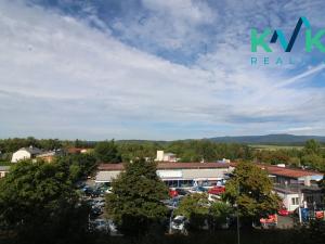 Pronájem bytu 2+1, Karlovy Vary, Dubová, 55 m2
