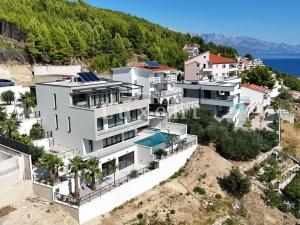 Prodej vily, Omiš, Chorvatsko, 450 m2