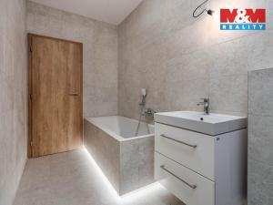 Prodej bytu 3+kk, Třebechovice pod Orebem, Masarykovo náměstí, 68 m2