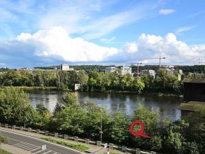 Pronájem bytu 2+kk, Praha - Holešovice, V háji, 58 m2