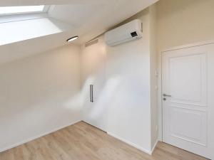 Pronájem bytu 2+kk, Praha - Nusle, Boleslavova, 43 m2