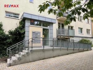 Pronájem bytu 2+kk, Praha - Hostivař, Bratislavská, 45 m2