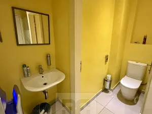 Pronájem kanceláře, Praha - Smíchov, Nádražní, 139 m2