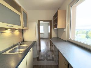 Pronájem bytu 1+1, Liberec, Borový vrch, 39 m2
