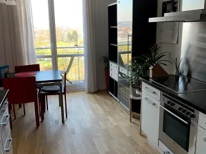 Pronájem bytu 3+1, Praha - Prosek, Novoborská, 80 m2