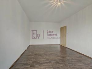 Pronájem bytu 2+1, Jindřichův Hradec, sídliště Vajgar, 59 m2