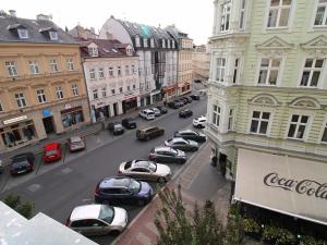 Pronájem bytu 2+1, Karlovy Vary, Zeyerova, 60 m2
