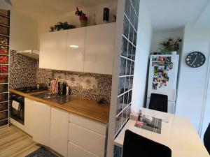 Prodej bytu 3+1, Karlovy Vary, Vítězná, 74 m2
