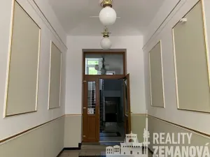 Pronájem bytu 1+1, Praha - Vinohrady, Korunní, 40 m2