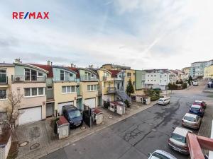 Pronájem bytu 1+kk, Praha - Kunratice, Velké Kunratické, 34 m2