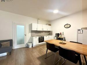 Pronájem bytu 2+kk, Praha - Libeň, U Rokytky, 70 m2