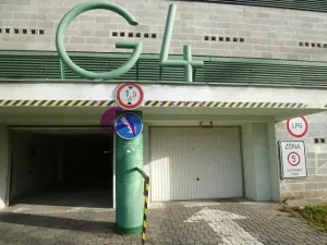 Pronájem garáže, Olomouc, Okružní, 14 m2