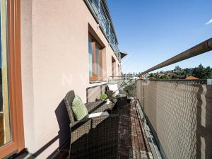 Prodej bytu 2+kk, Praha - Podolí, Dvorecká, 63 m2