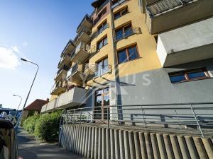Prodej bytu 2+kk, Praha - Podolí, Dvorecká, 63 m2
