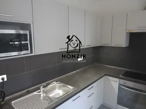 Pronájem bytu 2+1, Praha - Strašnice, Mukařovská, 52 m2