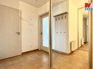 Pronájem bytu 2+kk, Hradec Králové, Kubelíkova, 72 m2