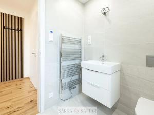 Pronájem bytu 2+kk, Praha - Nusle, Závišova, 53 m2