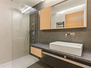 Prodej bytu 2+kk, Praha - Dolní Měcholupy, Ke dráze, 58 m2