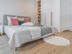 Pronájem bytu 3+kk, Praha - Prosek, Litoměřická, 78 m2