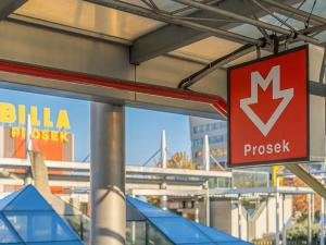 Pronájem bytu 3+kk, Praha - Prosek, Litoměřická, 78 m2